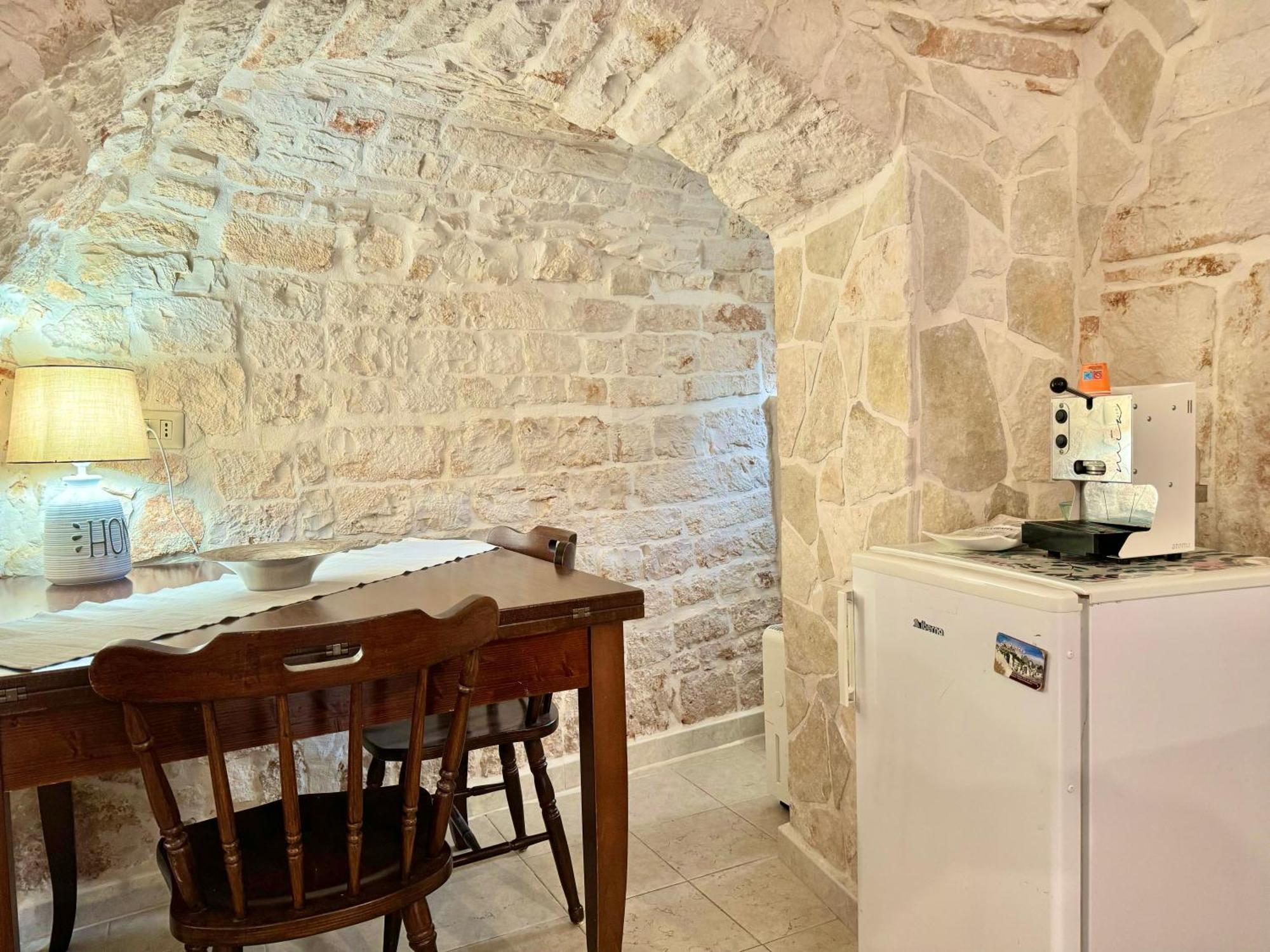 Trulli Fenice Αλμπερομπέλο Δωμάτιο φωτογραφία
