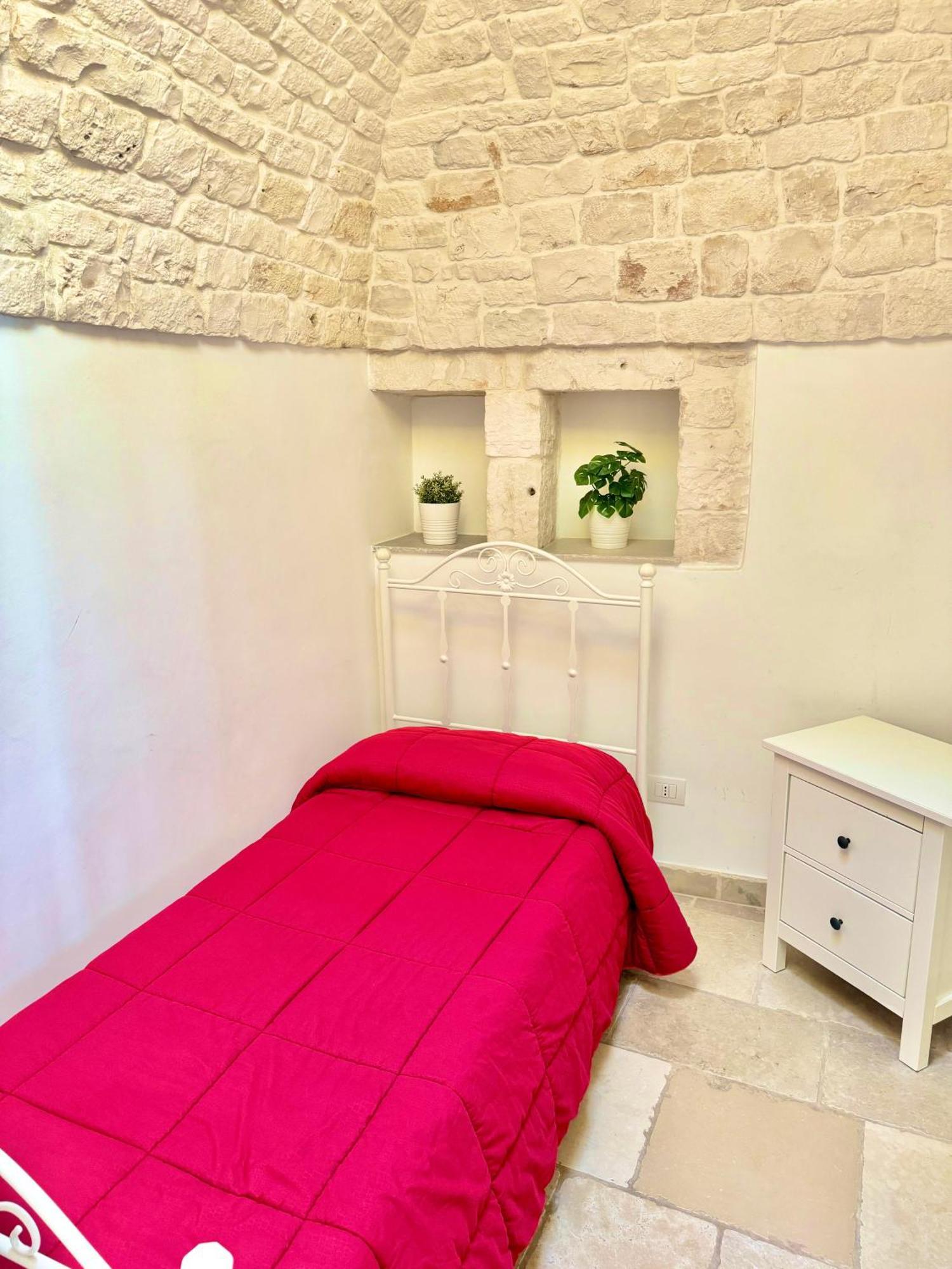 Trulli Fenice Αλμπερομπέλο Δωμάτιο φωτογραφία